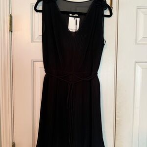 NWT Calvin Klein Pleated Chiffon Dress – Size 6 – Elegant Cocktail Style